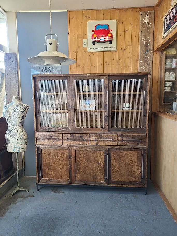 SLIDING 6 DOOR CABINET | 14枚目