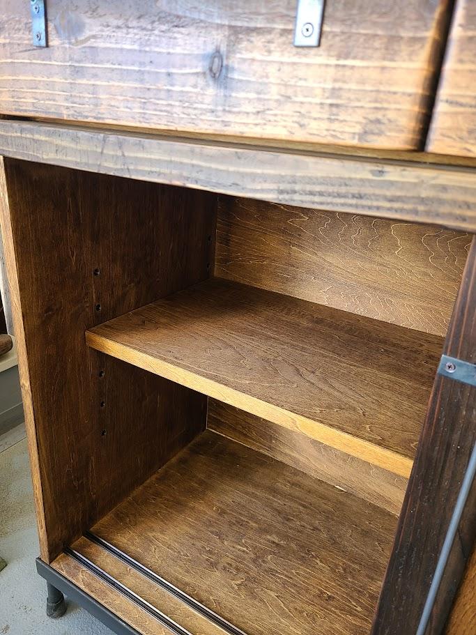 SLIDING 6 DOOR CABINET | 8枚目